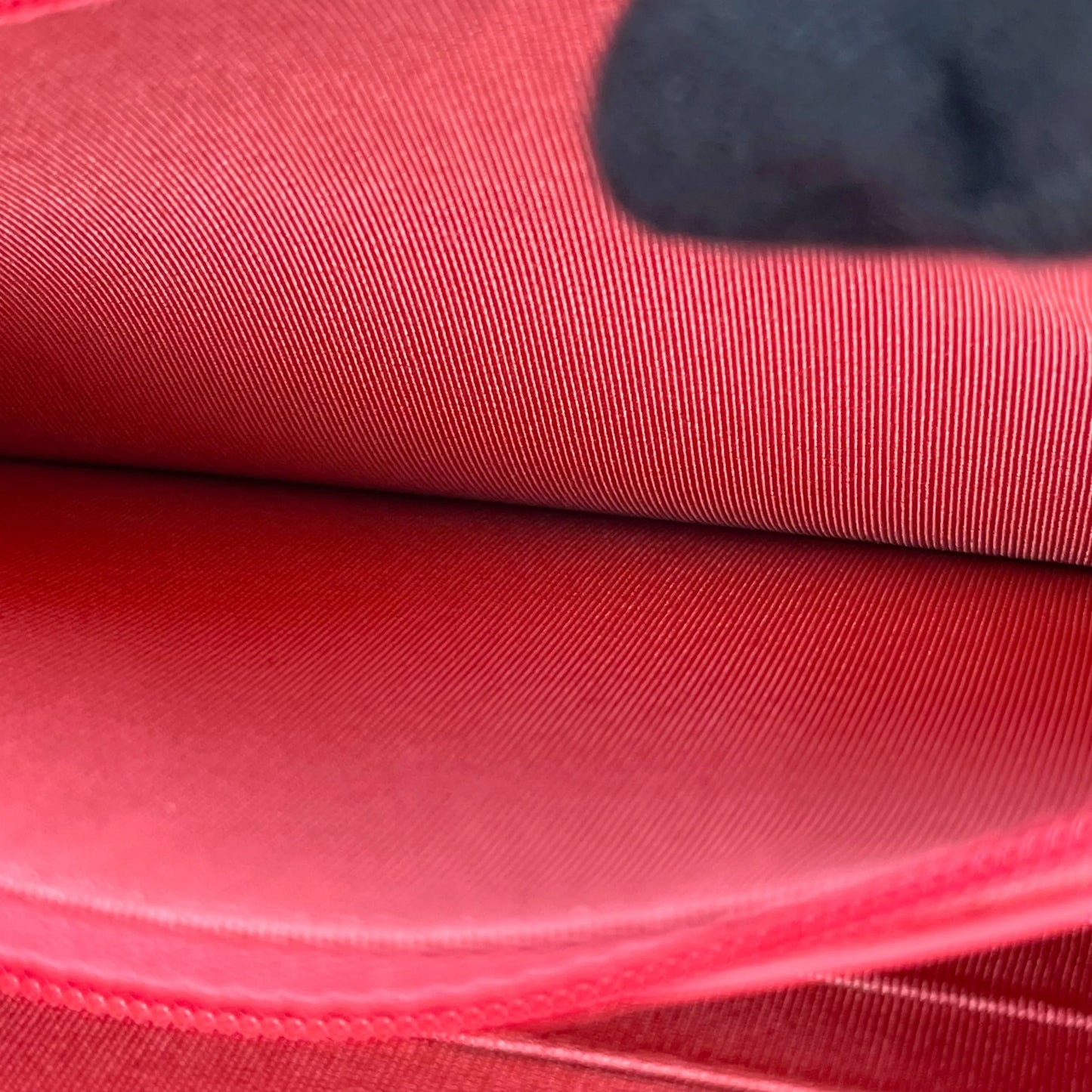 CHANEL Matelassé Lambskin Chain Wallet - Pink 