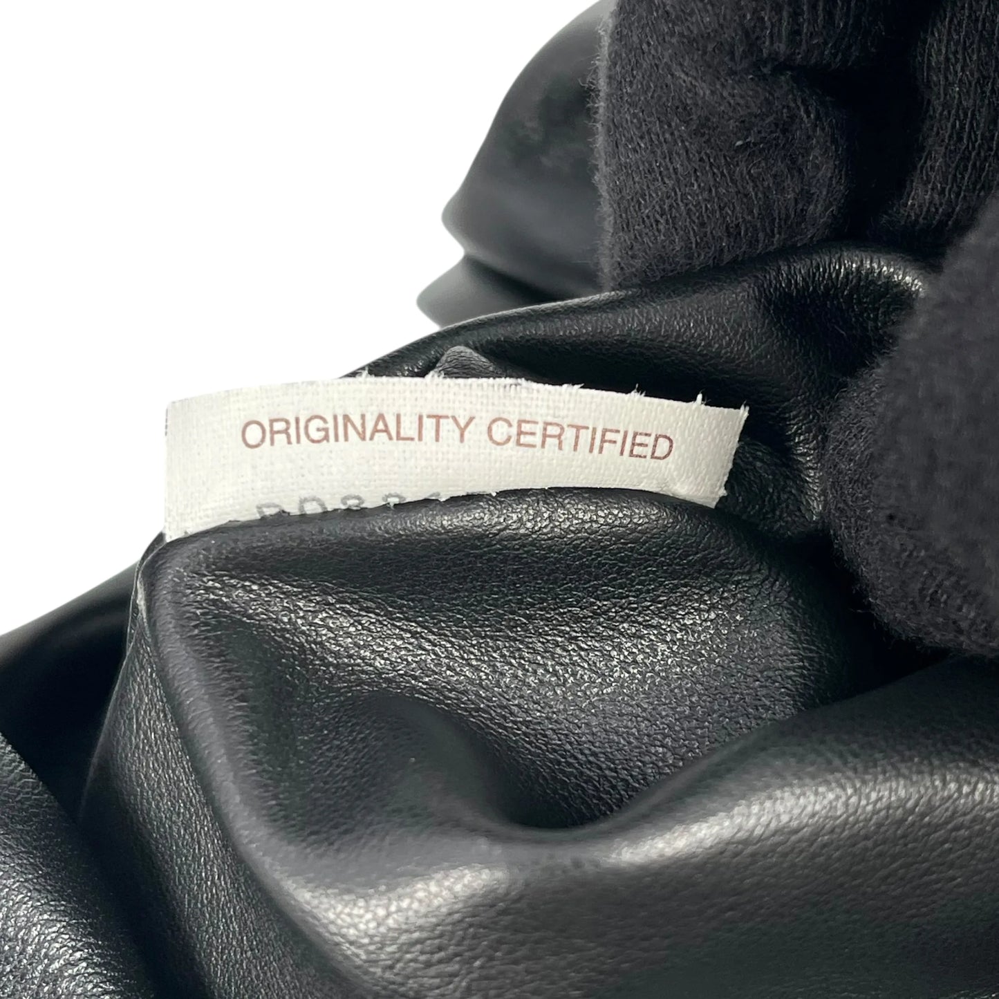 Bottega Veneta The Shoulder Pouch Hand Bag - Black