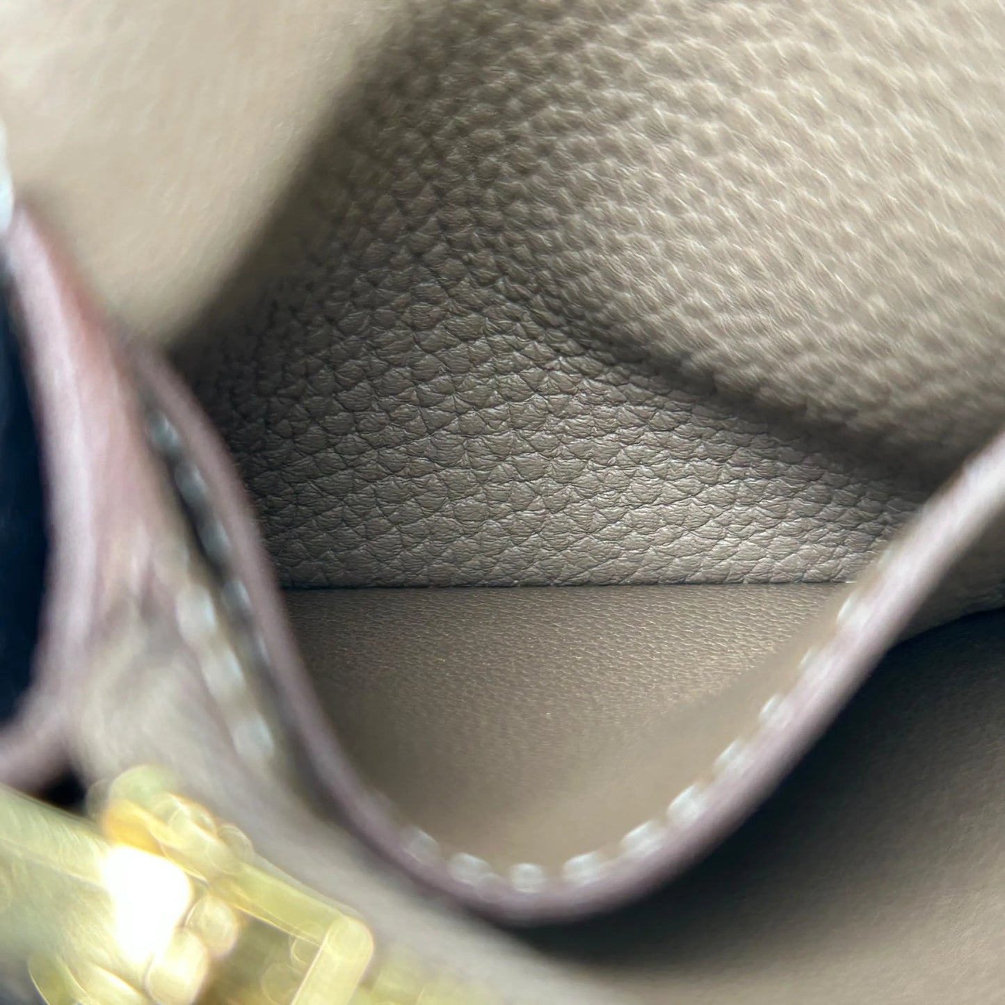 Hermes ドゴン ドゴ コンパクトウォレット 二つ折り財布 カードケース Z刻印 (2021) - ブラウン