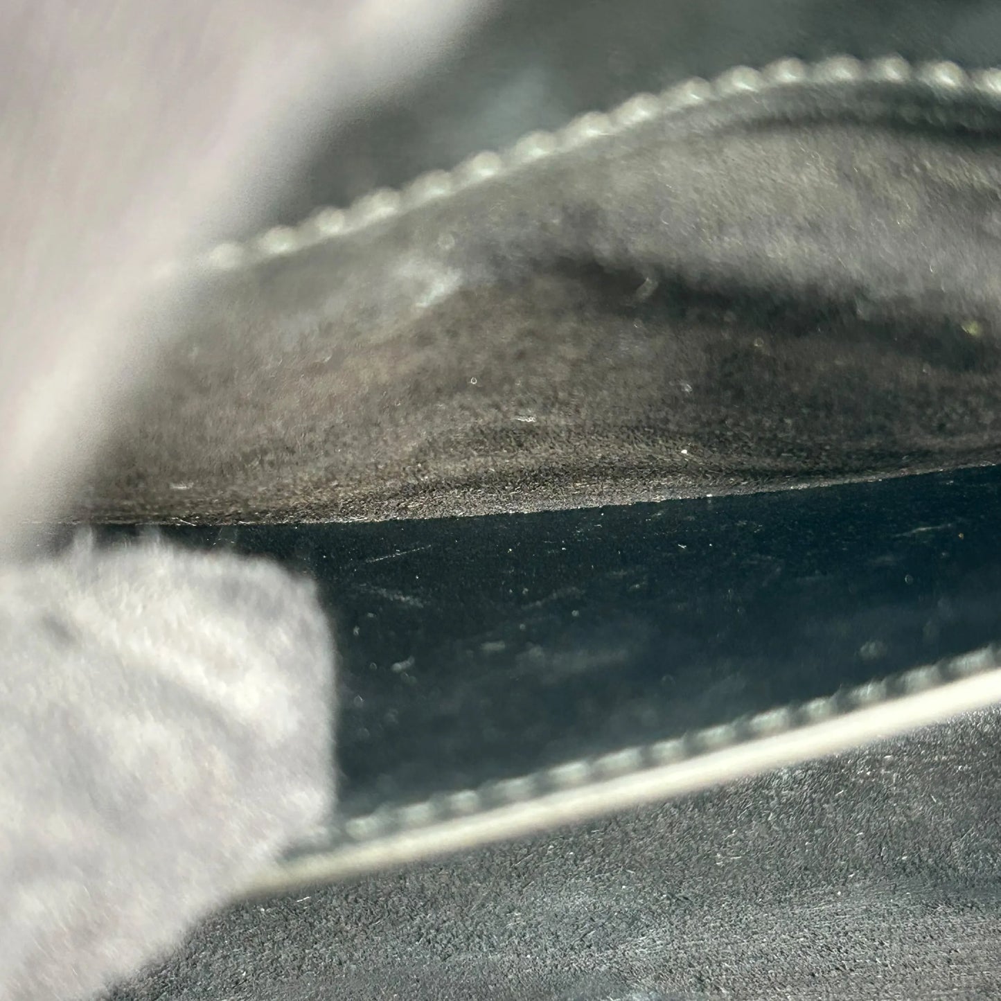 Saint Laurent ケイト タッセル ミディアム レザー チェーンショルダーバッグ - ブラック