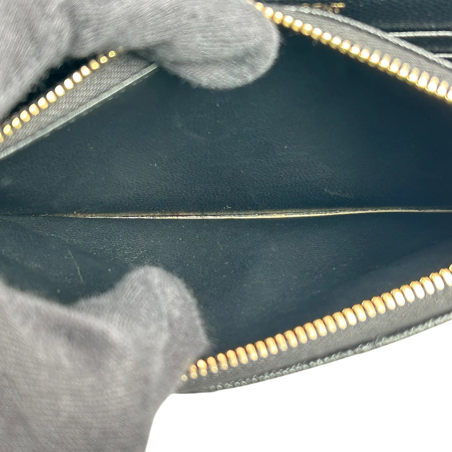 Saint Laurent Cassandra Envelope Calf Leather Chain Wallet - Black 