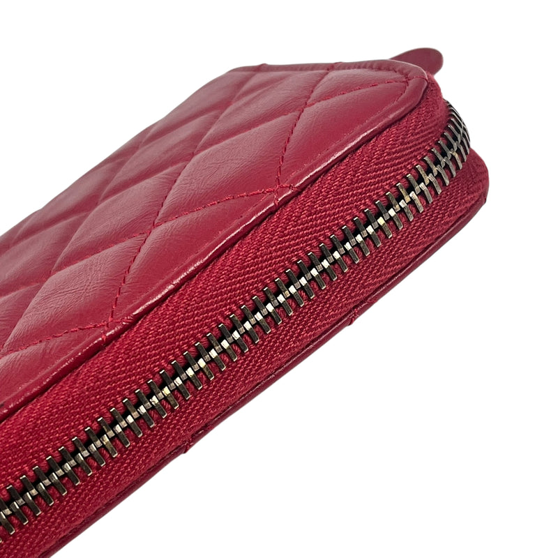 CHANEL Matelasse 2.55 Round Zip Long Wallet - Red 