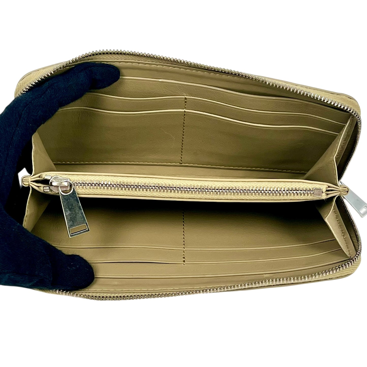 Bottega Veneta Maxi Intrecciato Zip Around Long Wallet - Beige 