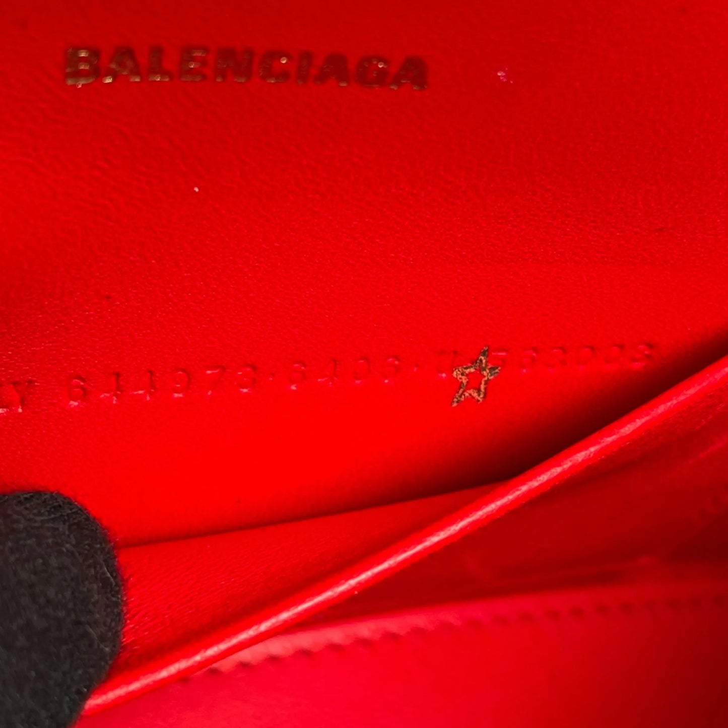 Balenciaga Hourglass Chain Shoulder Bag - Red 