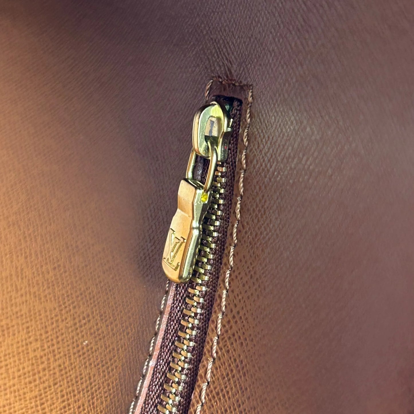 Louis Vuitton ブローニュ PM モノグラムキャンバス ショルダーバッグ  - ブラウン