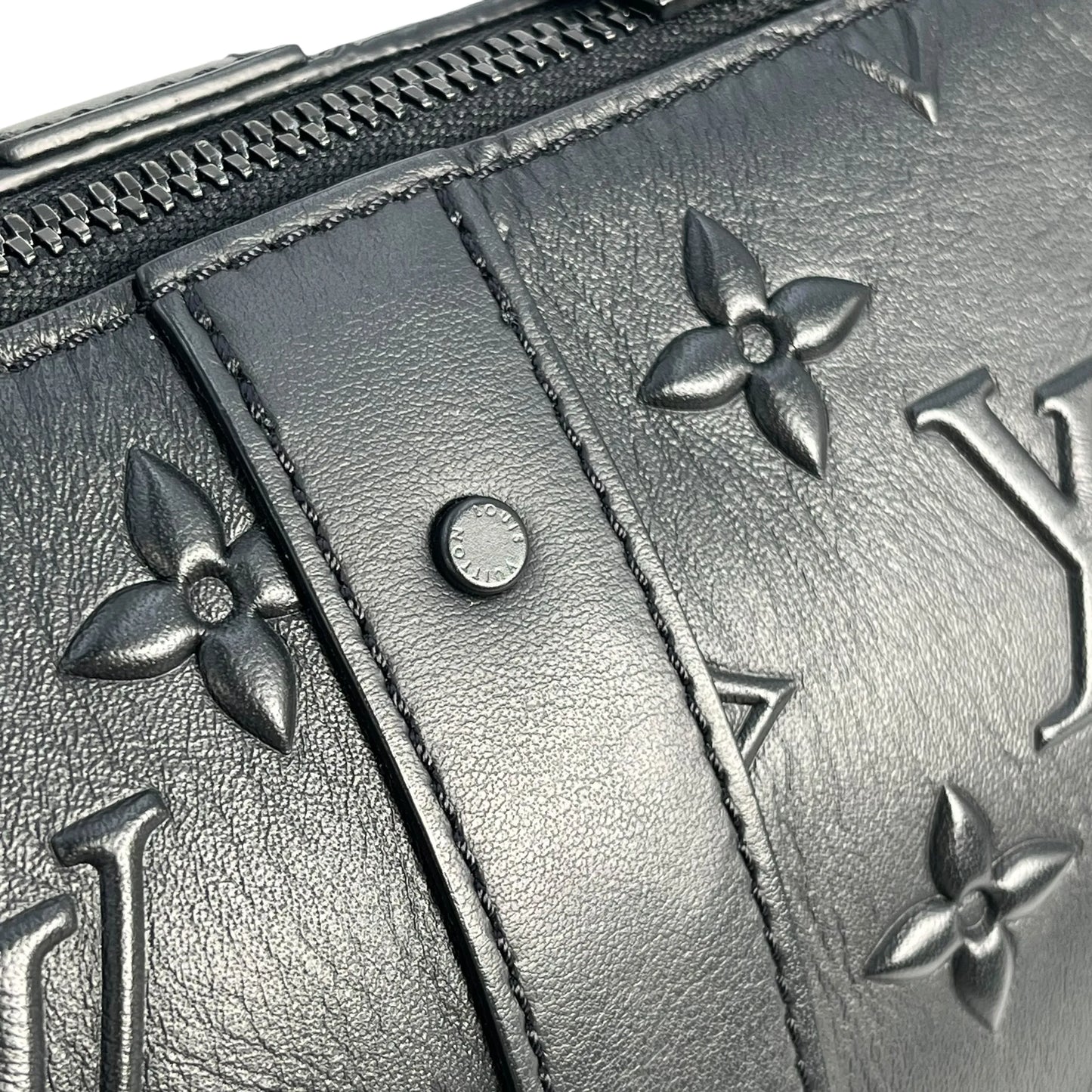 LOUIS VUITTON シティ キーポル モノグラム シール ショルダーバッグ - ブラック