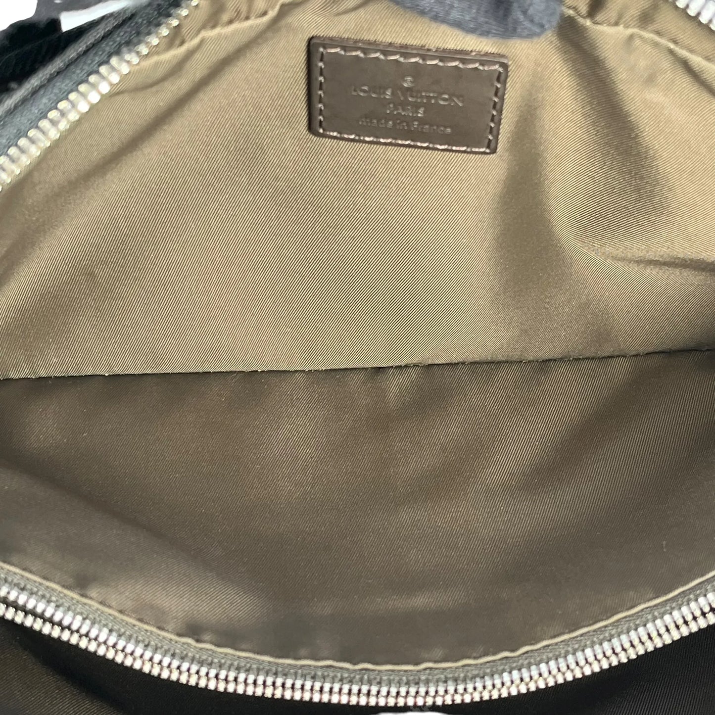 LOUIS VUITTON Acrobat Damier Geant Shoulder Bag - Black