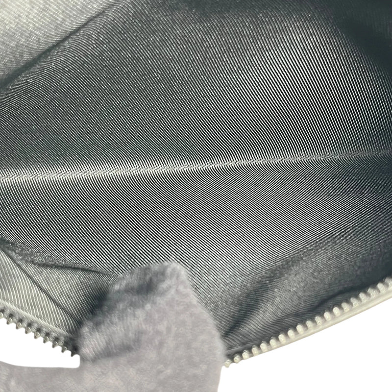 Louis Vuitton Takeoff Messenger PM Calfskin Shoulder Bag - Black 