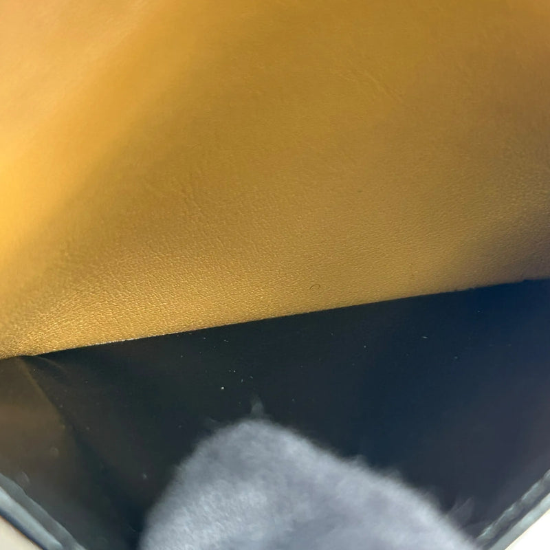 Loewe バーティカルウォレット スモール カーフスキン 三つ折り財布 コンパクトウォレット - ベージュ