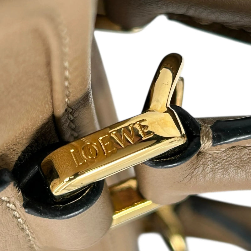 Loewe Amazona 28 Calfskin Handbag/Shoulder Bag - Brown 