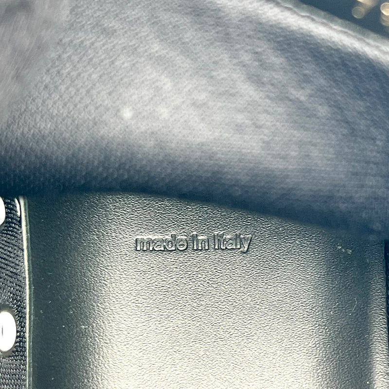 Louis Vuitton Black Leather Sneakers for Men - Black 