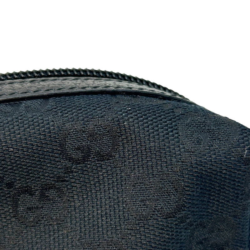 GUCCI GG Canvas Pouch - Black 