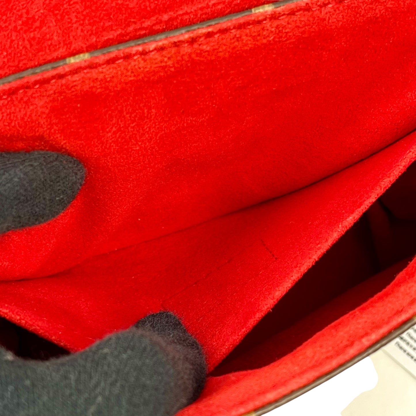 Louis Vuitton Lock BB Handbag Shoulder Bag - Red 