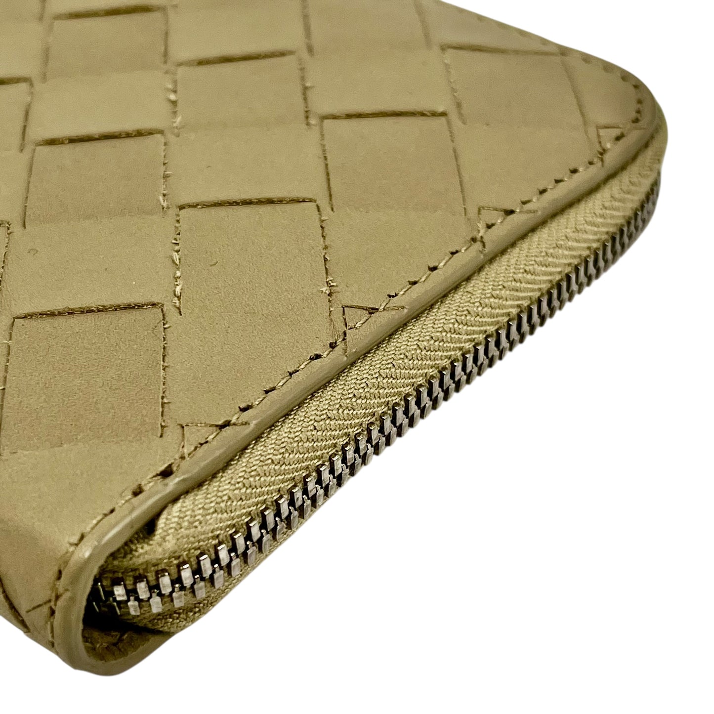 Bottega Veneta Maxi Intrecciato Zip Around Long Wallet - Beige 