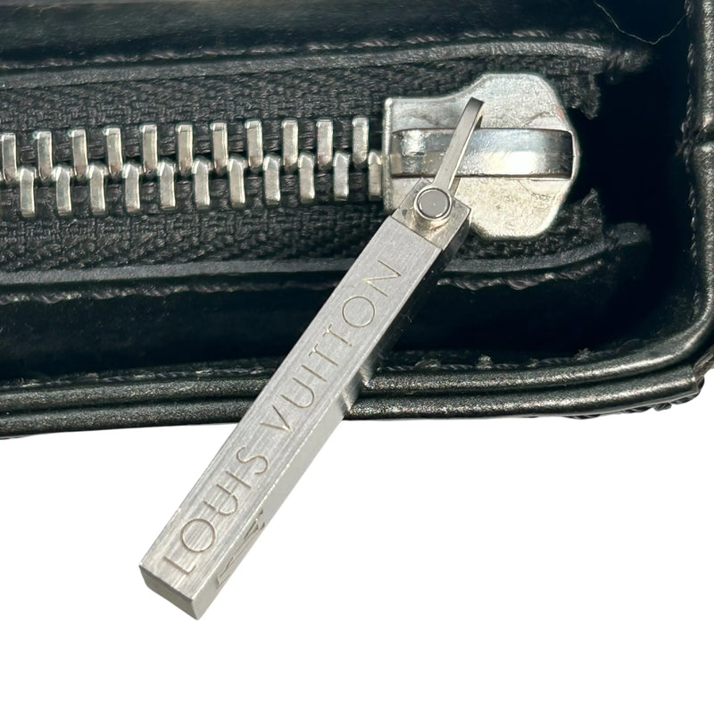 Louis Vuitton Monogram Matt Fowler Handbag - Grey 