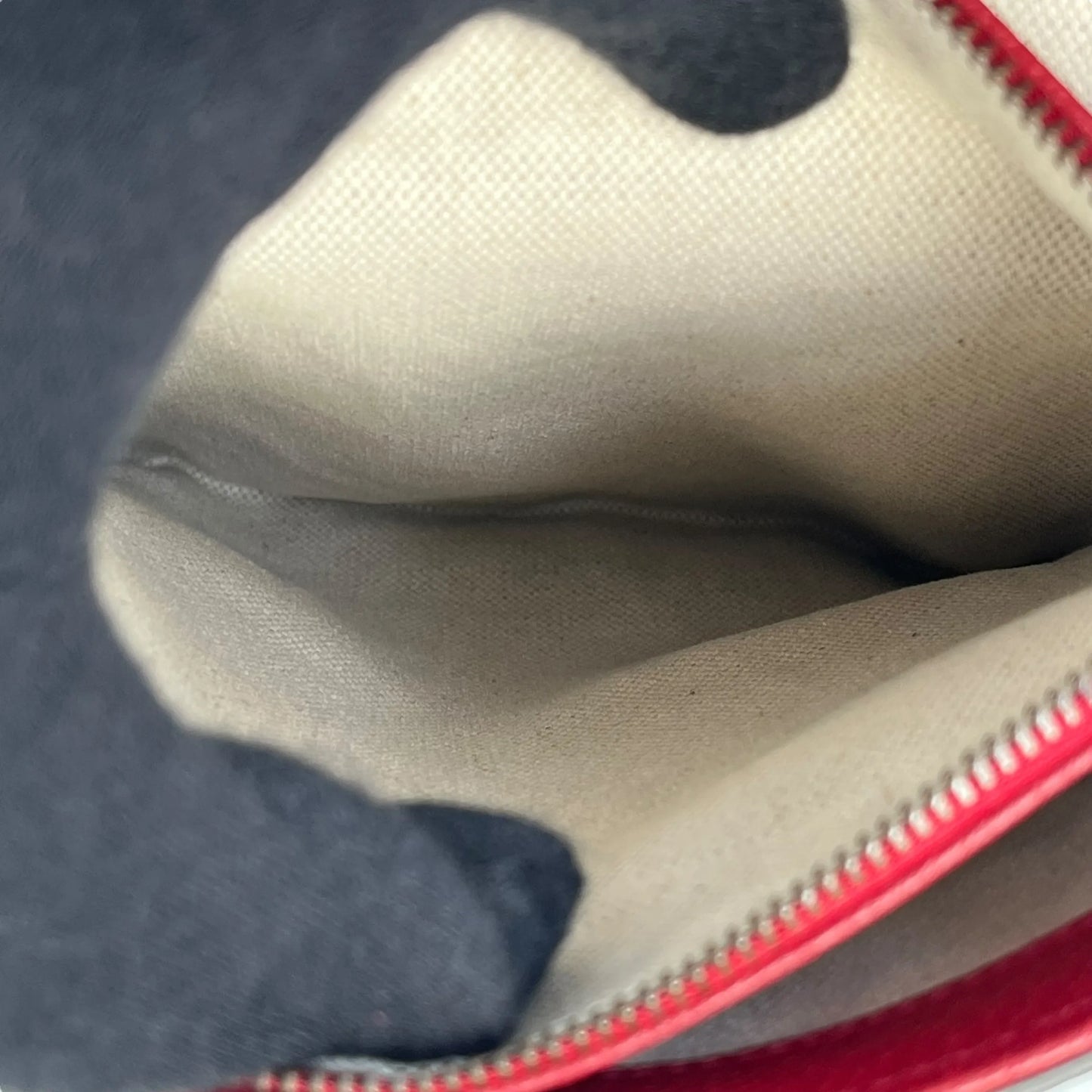 GUCCI Baiadera Striped Shoulder Bag - Multicolor and Red 