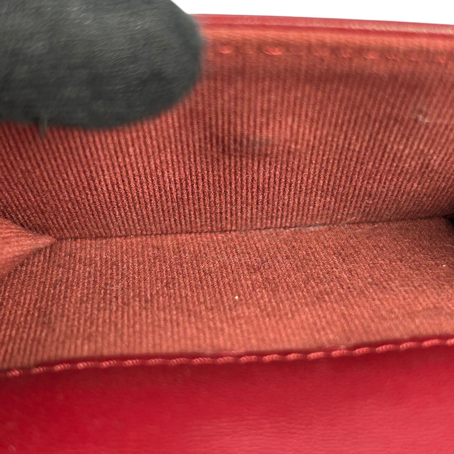 CHANEL マトラッセ シャネル 19 三つ折り財布 コンパクトウォレット - レッド