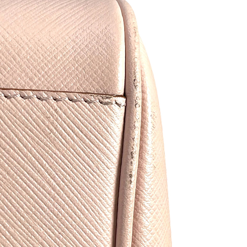 Ferragamo Gancini Leather Shoulder Bag - Pink 