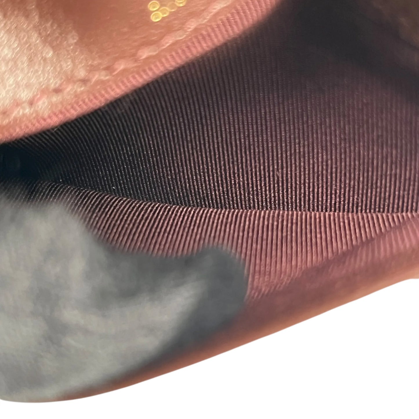 CHANEL マトラッセ クラシック フラップ コンパクトウォレット ラムスキン 三つ折り財布 - ブラック