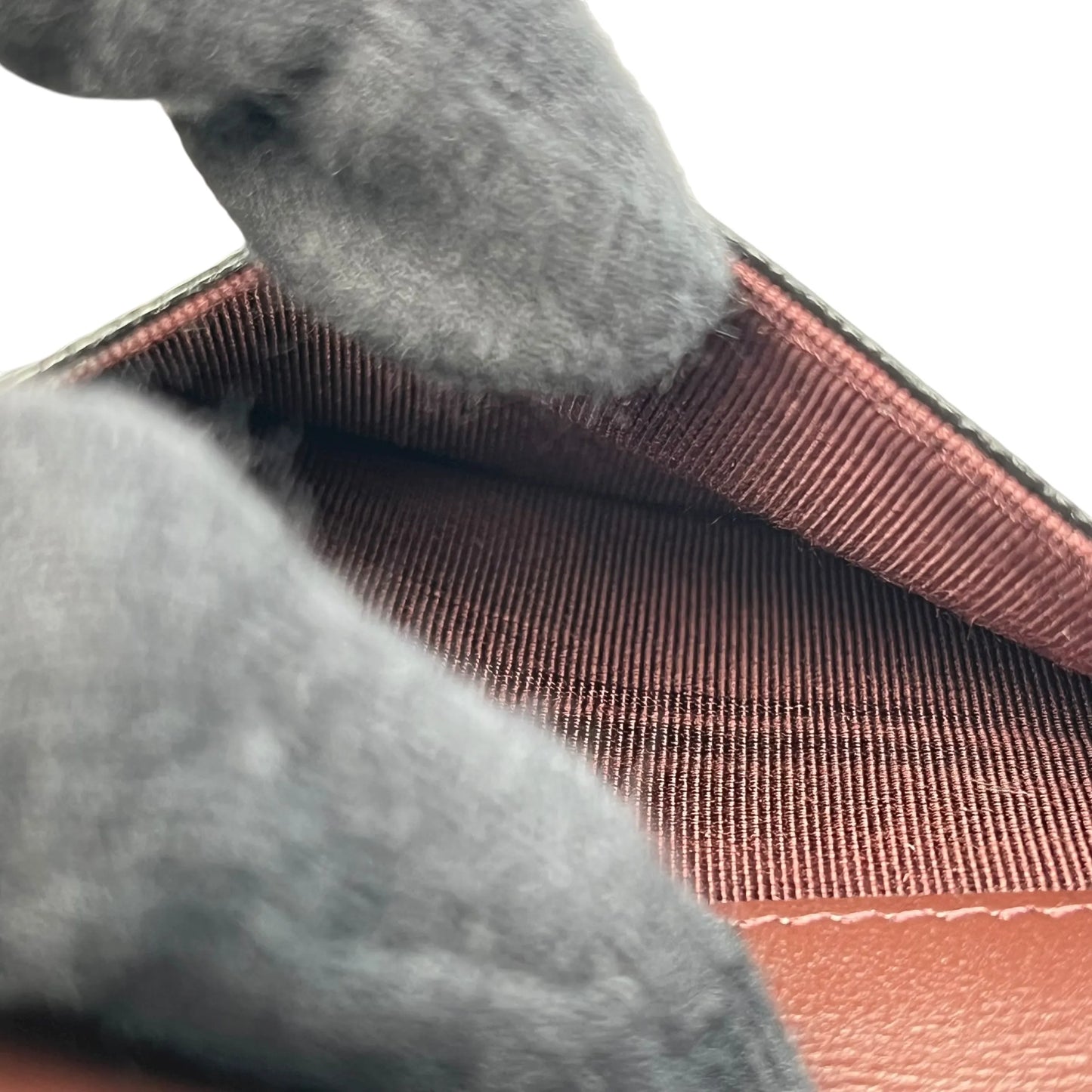 CHANEL Classic Small Flap Compact Wallet in Caviar Leather - Black 