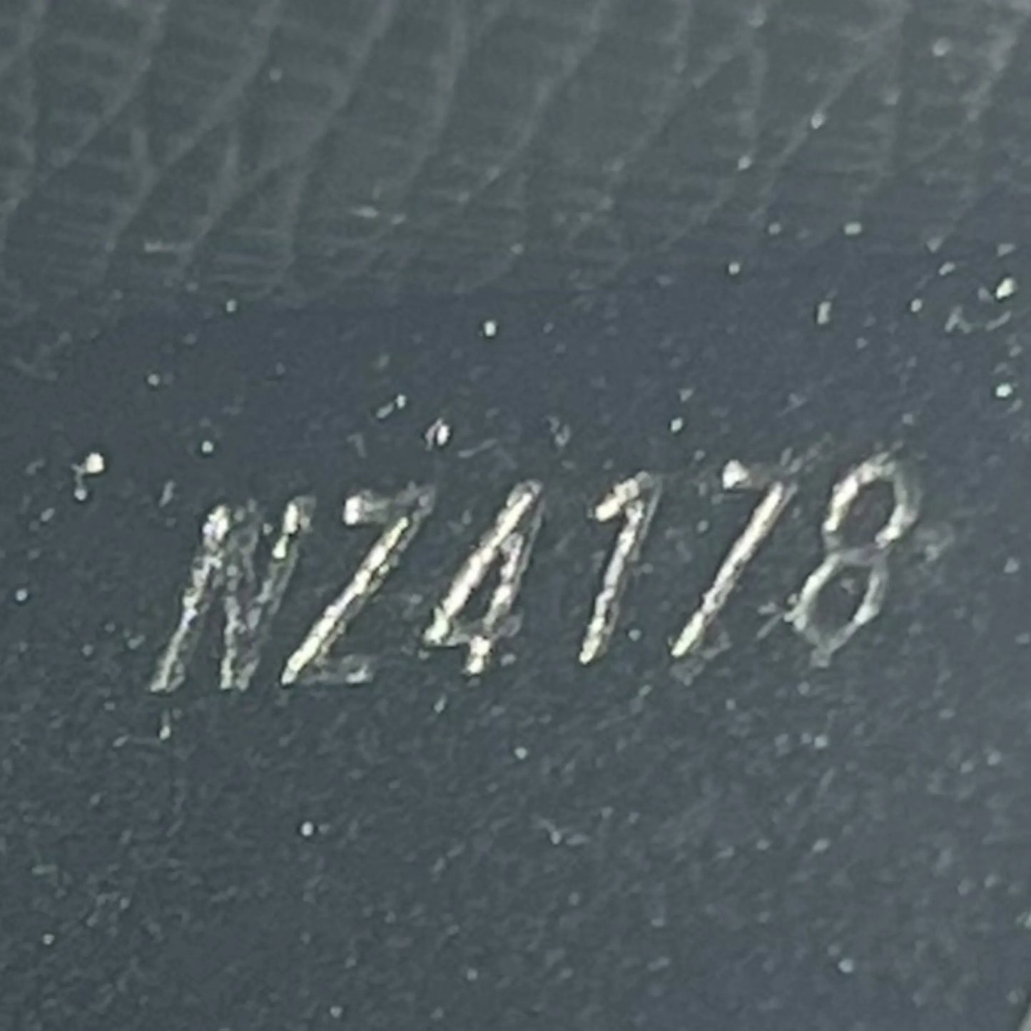 LOUIS VUITTON タイガ レザー カードケース コインケース - ブラック