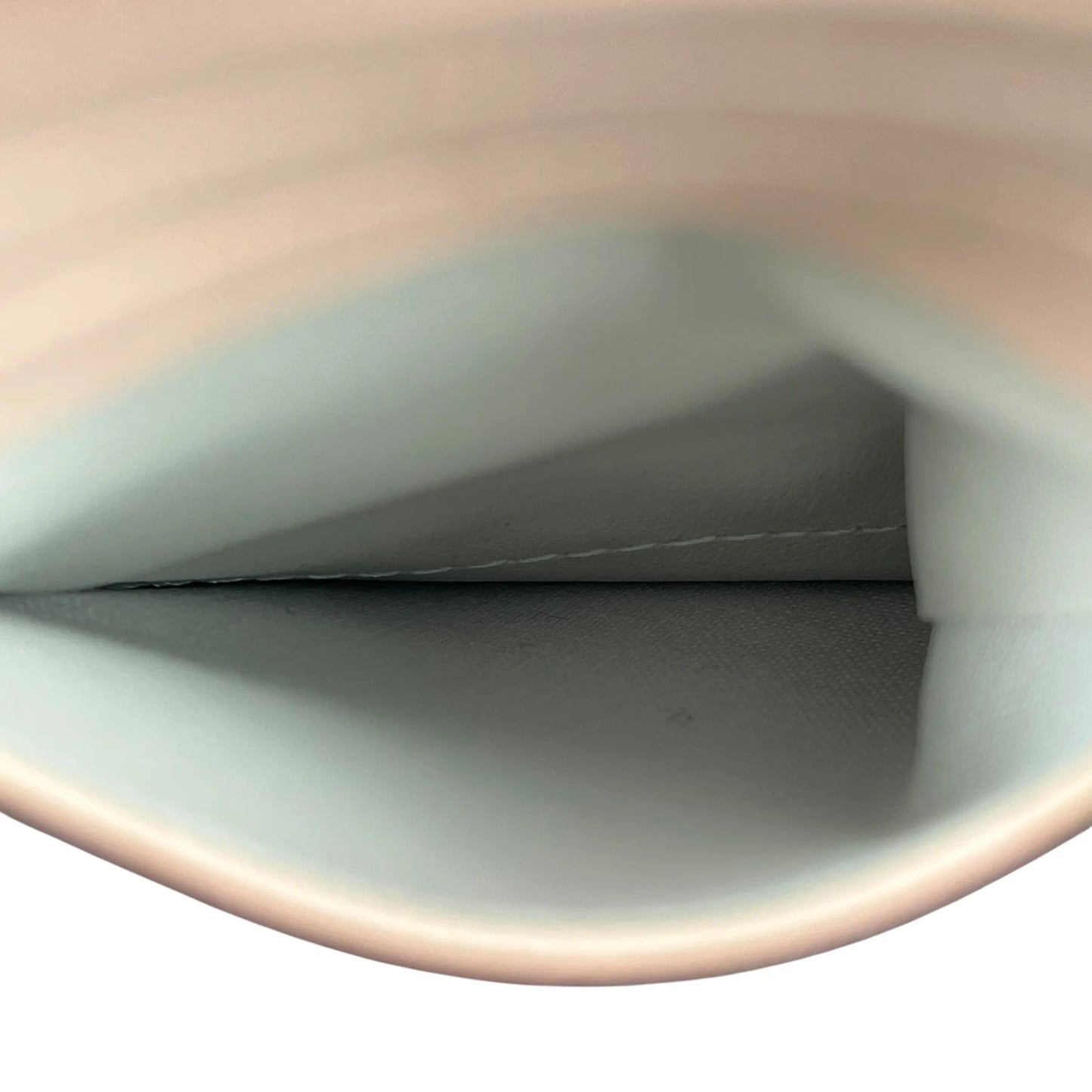 LOUIS VUITTON Portefeuille Capucines Compact Wallet - Pink 