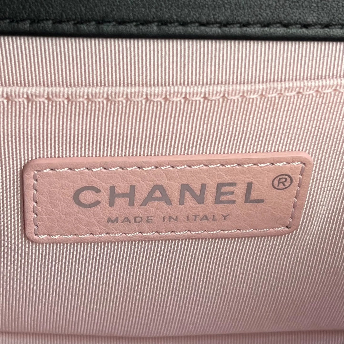 CHANEL Boy Chanel Pearl and Calfskin Chain Shoulder Bag - Black 