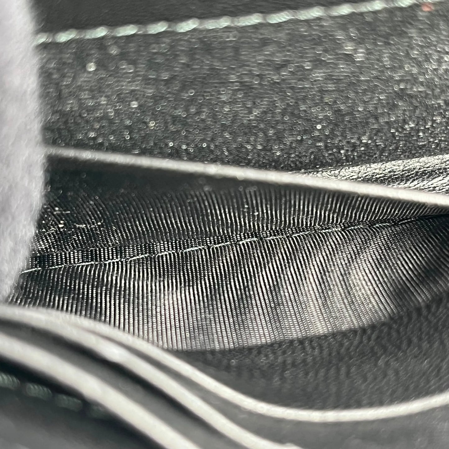 BOTTEGA VENETA イントレチャート レザー 長財布 ロングウォレット - ブラック