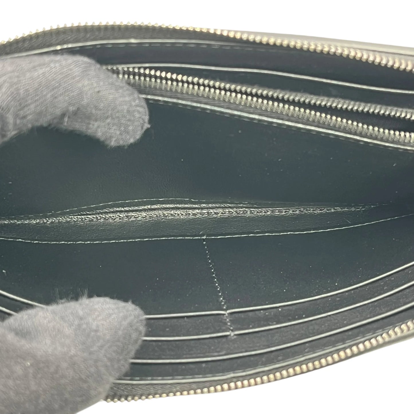 BOTTEGA VENETA Intrecciato Round Zip Leather Long Wallet - Black 