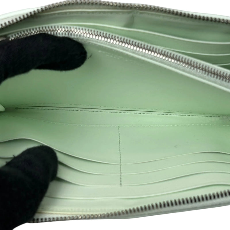 BOTTEGA VENETA Cassette Intrecciato Leather Round Zip Long Wallet - White 