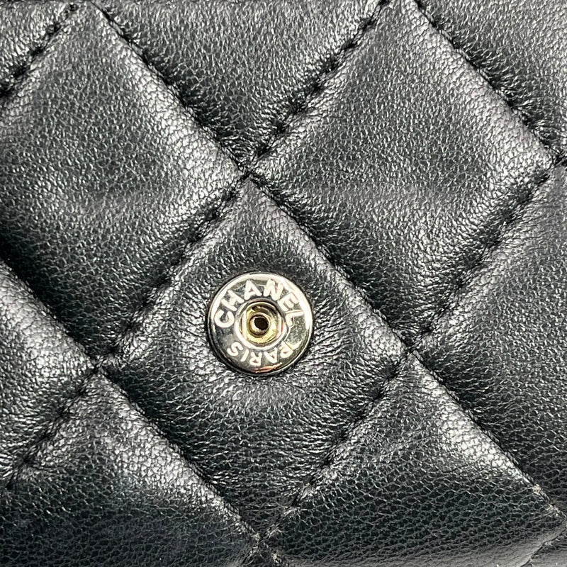 CHANEL Matelasse Lambskin Card Case and Coin Case - Black 
