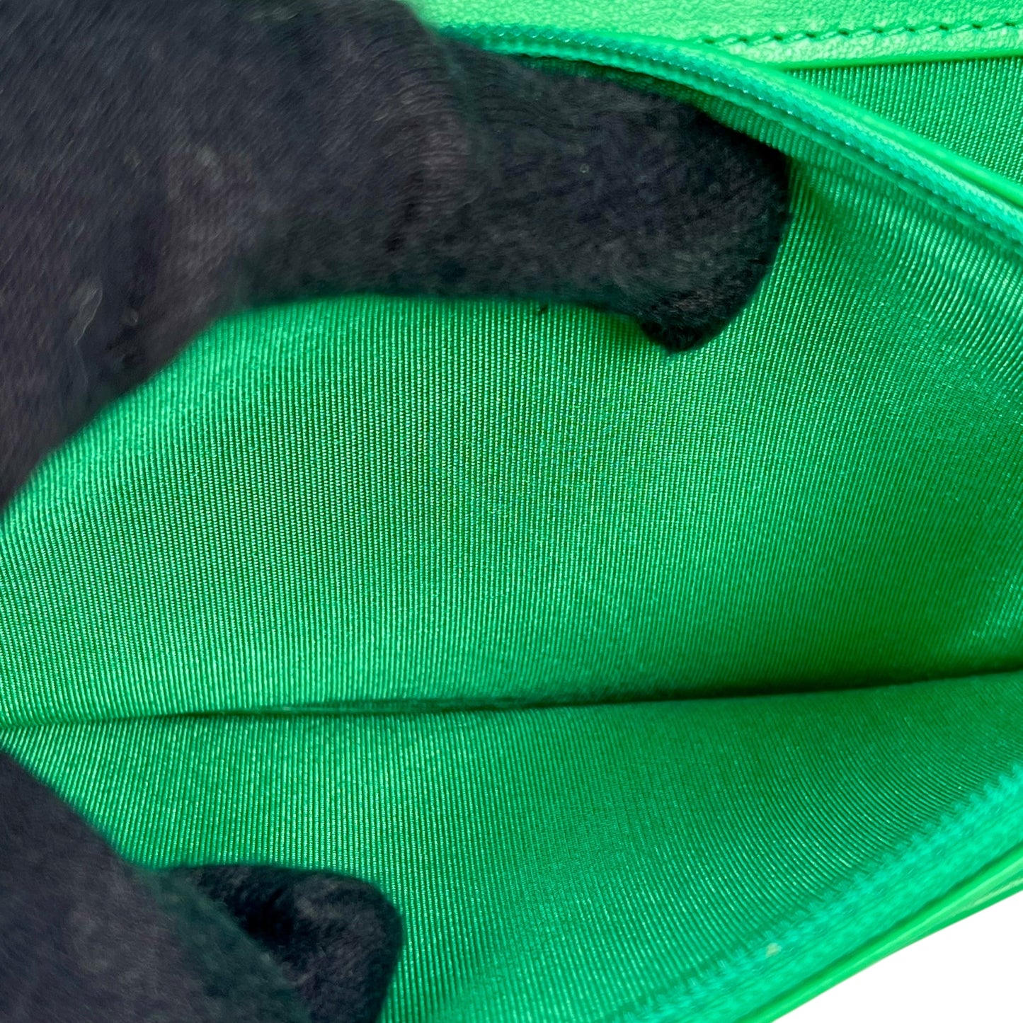 CHANEL Boy Chanel Caviar Leather Chain Wallet Shoulder Bag - Green 