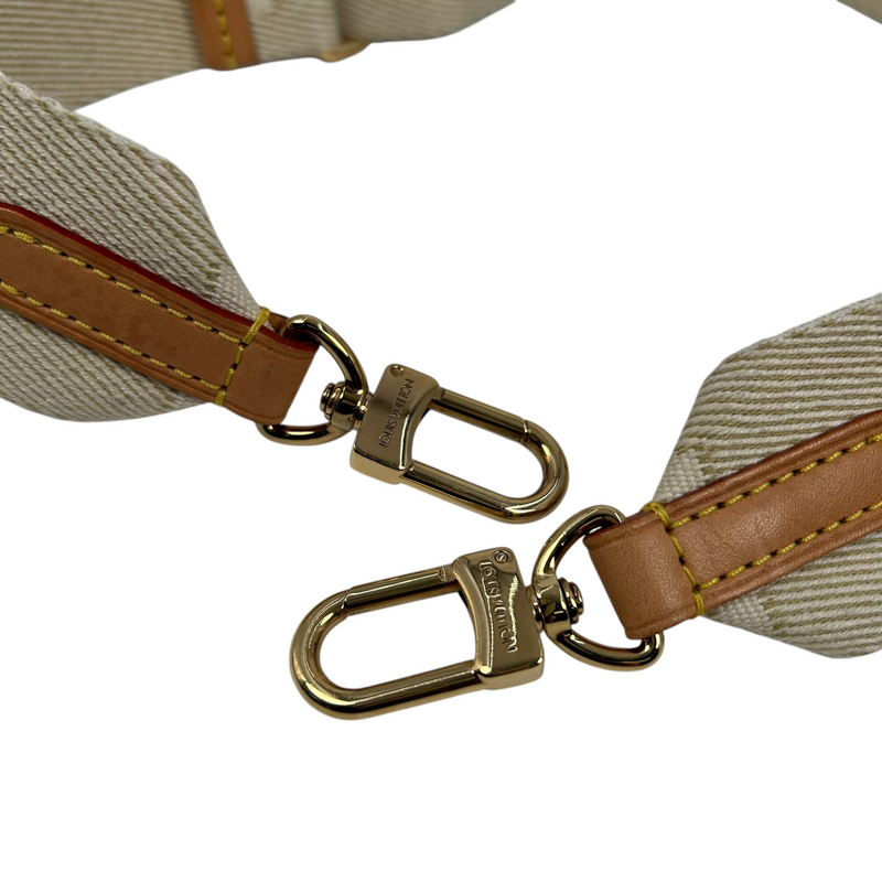 Louis Vuitton Monogram Canvas High Rise Bum Bag - Brown 