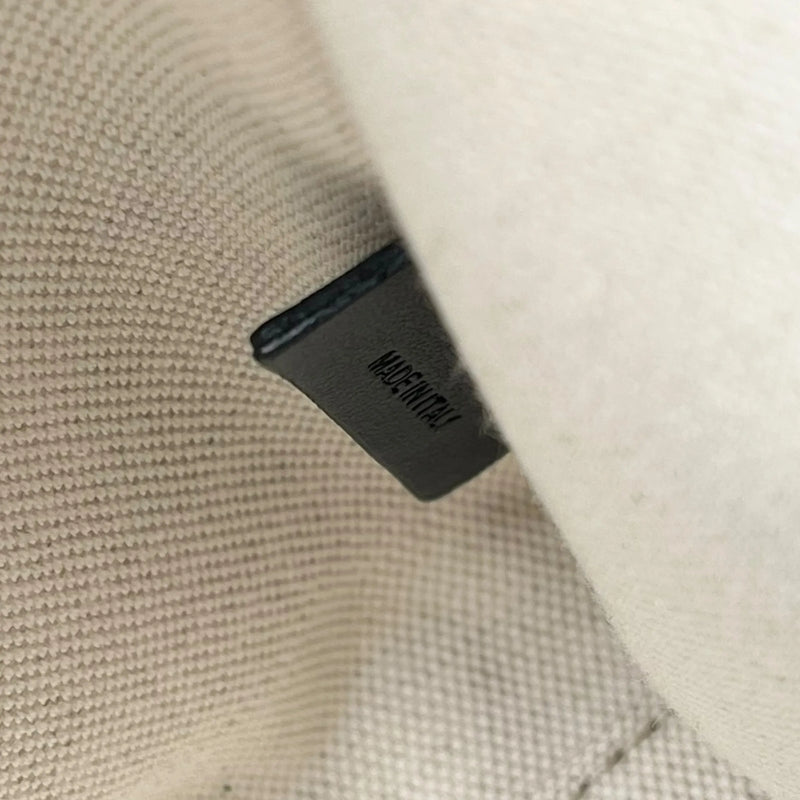 BURBERRY ミニ フレイヤ トートハンドバッグ ショルダーバッグ - ブラック