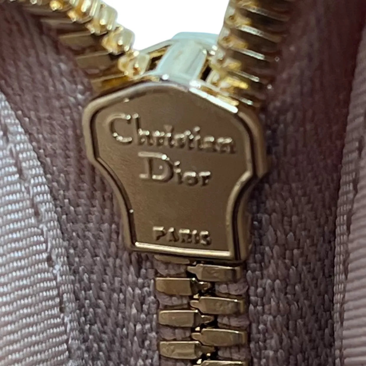 Dior レディディオール コールイン フォンケース カナージュ ラムスキン ショルダーバッグ - ピンク