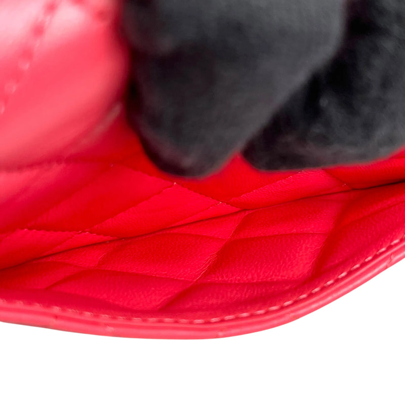 CHANEL Matelassé Lambskin Chain Wallet - Pink 