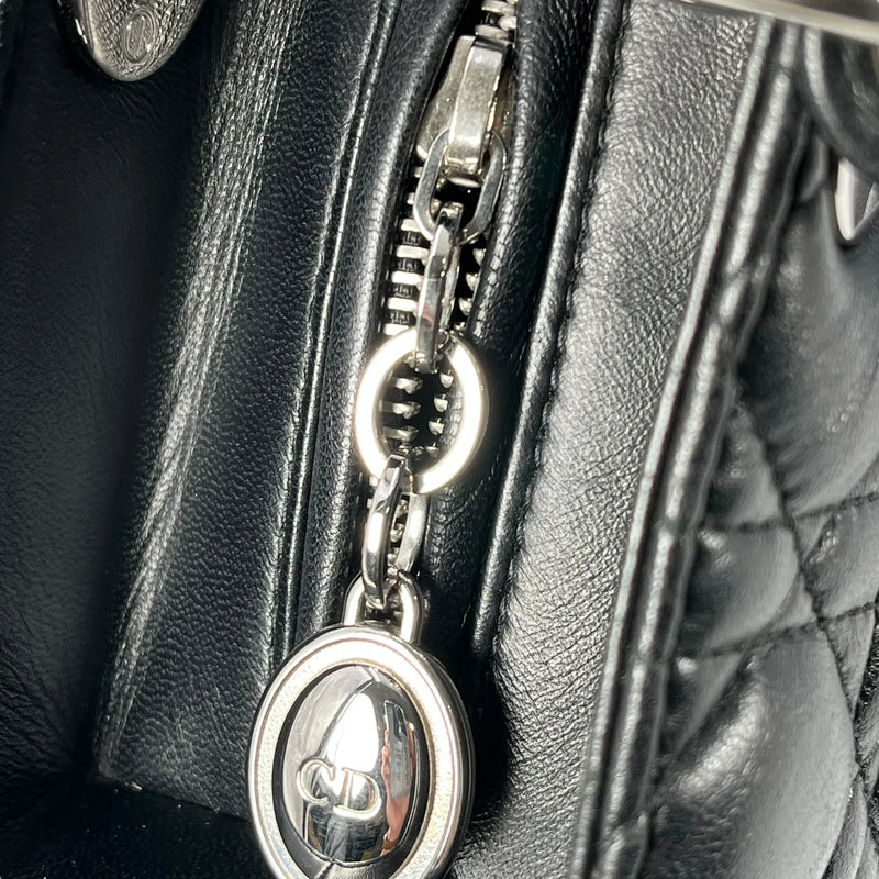 Dior Lady Dior Large Handbag - Black 