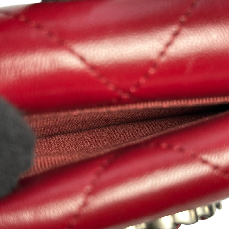 CHANEL マトラッセ シャネル 19 三つ折り財布 コンパクトウォレット - レッド