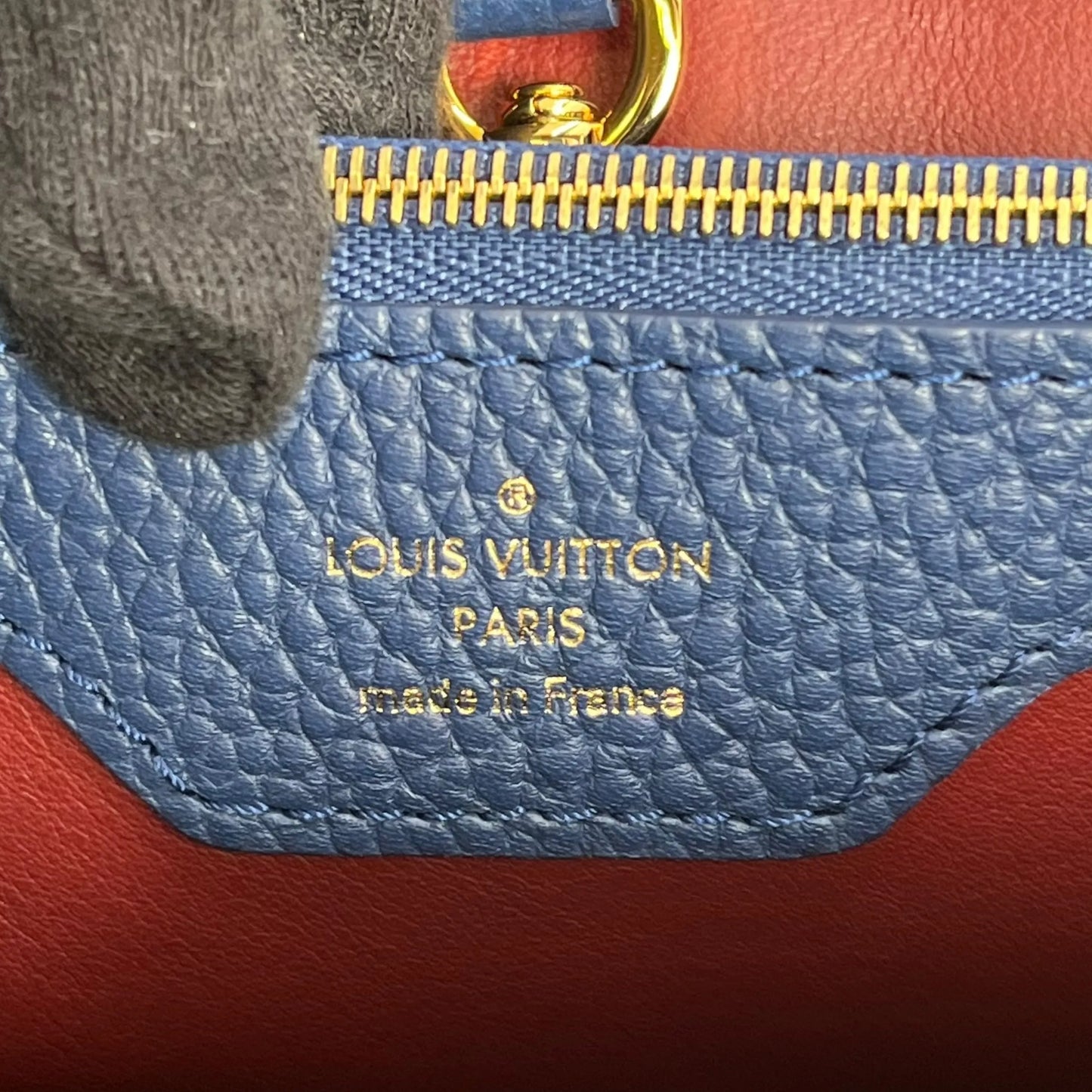 Louis Vuitton Capucines MM Taurillon Leather Handbag - Navy Blue 