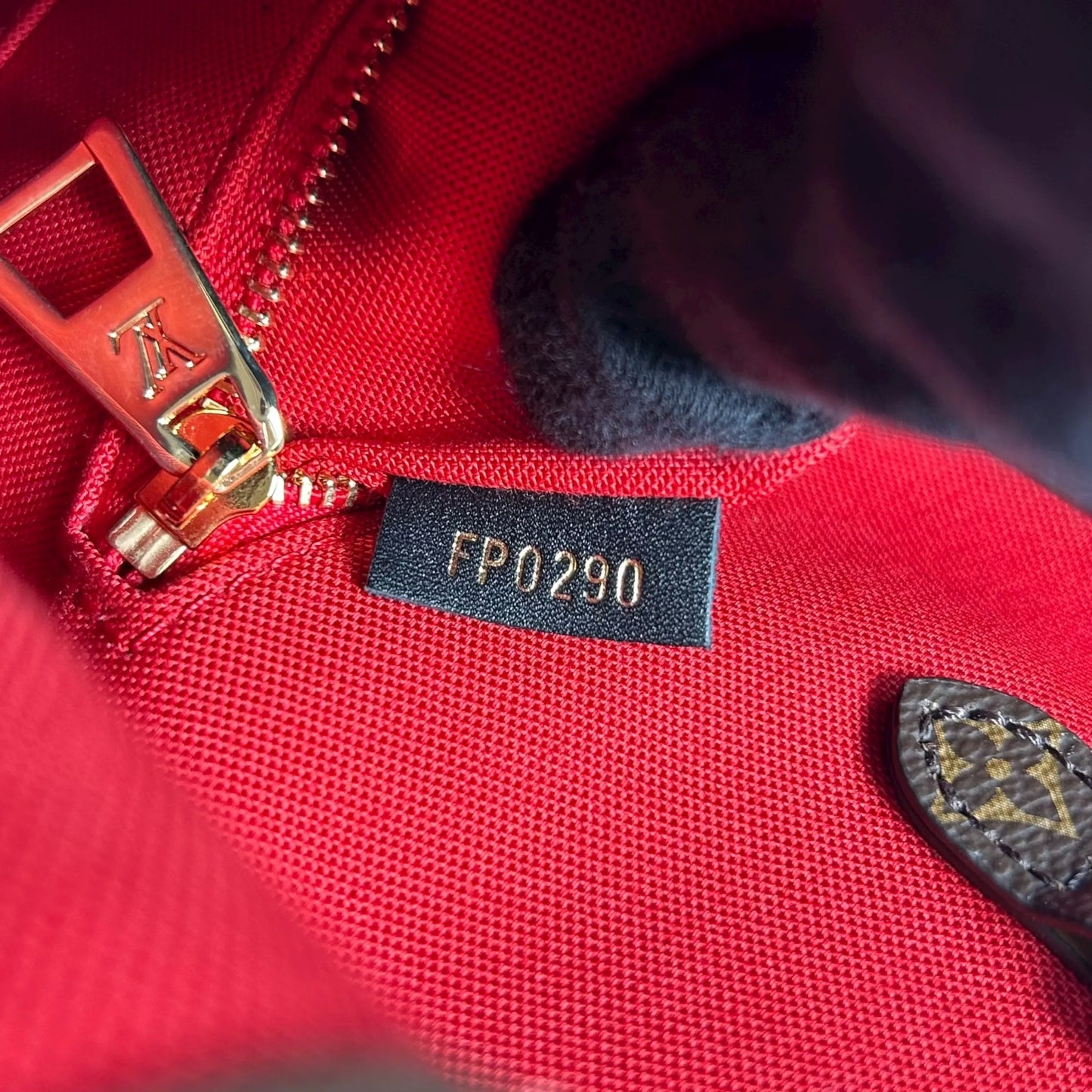 Louis Vuitton モノグラム キャンバス リバース ジャイアント オンザゴーMM ハンドバッグ ショルダーバッグ - ブラウン - 34948