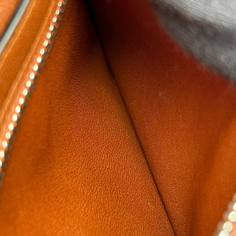 Loewe Vertical Small Wallet Calfskin Compact Wallet - Navy 