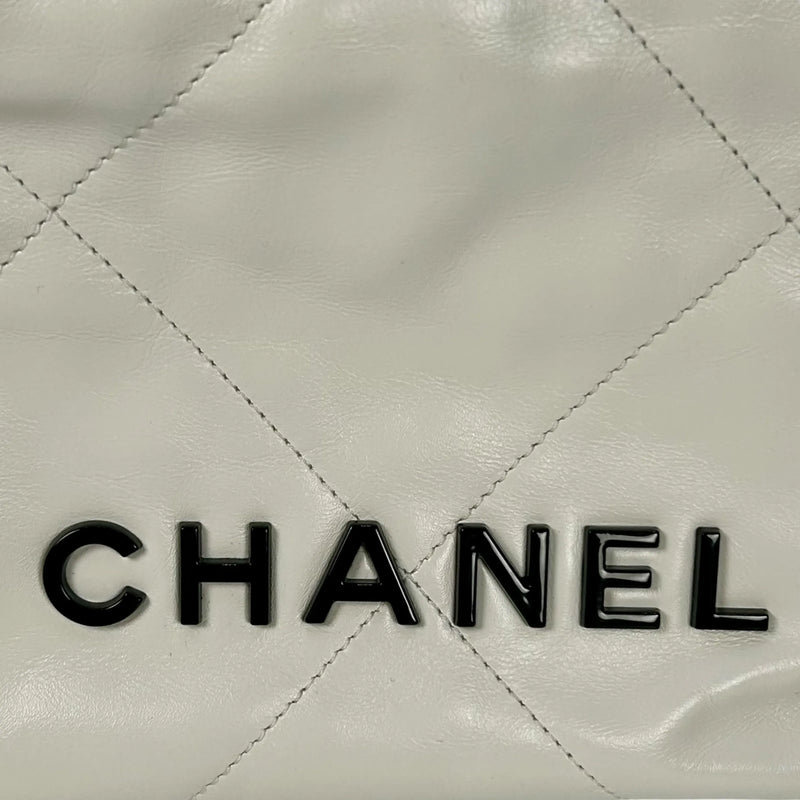 CHANEL Calfskin 22 Mini Handbag with Chain Shoulder Bag - White 