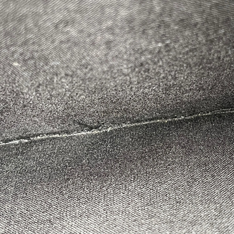 BALENCIAGA Logo Leather Clutch Bag - Black 