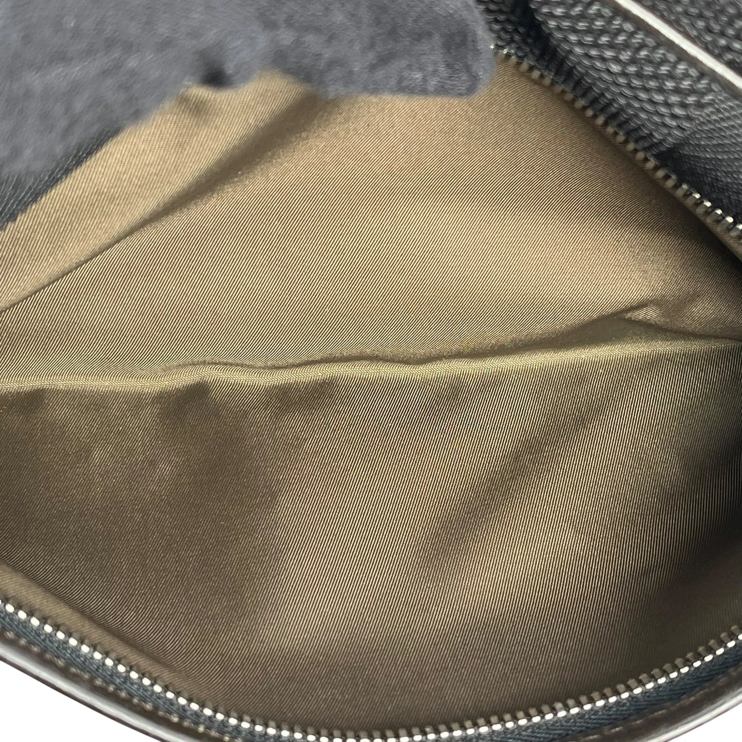 LOUIS VUITTON Acrobat Damier Geant Shoulder Bag - Black