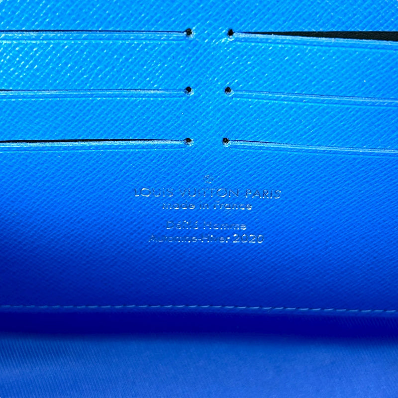 LOUIS VUITTON Soft Trunk Monogram LV Clouds Shoulder Bag - Blue 