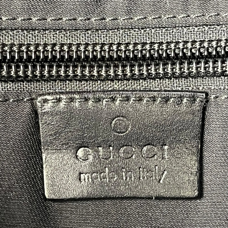 GUCCI GGスプリームキャンバス ボディバッグ - ブラック