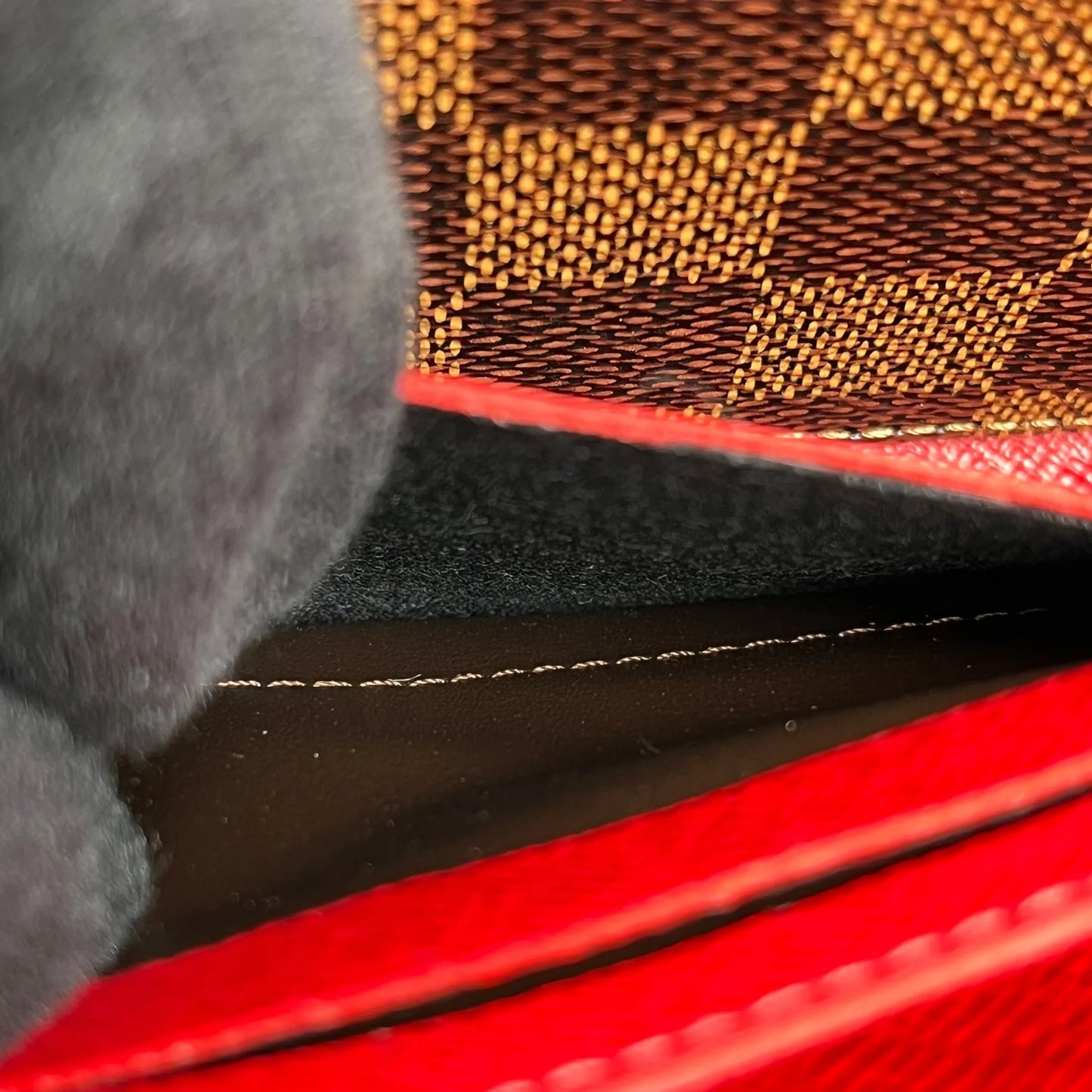 Louis Vuitton Damier Ebene Round Zip Long Wallet - Brown 