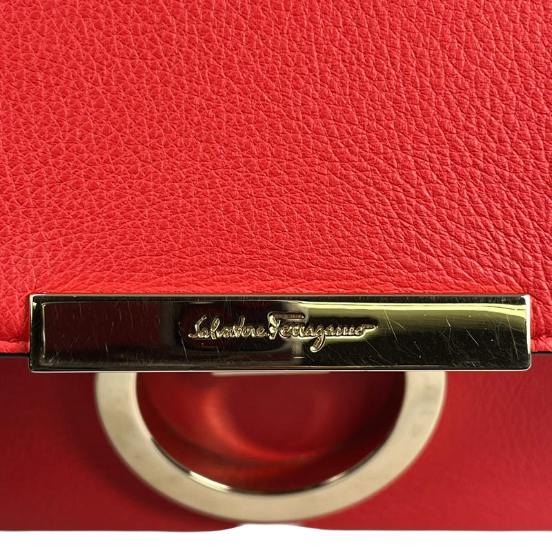 Ferragamo Gancini Calfskin Shoulder Bag - Red 