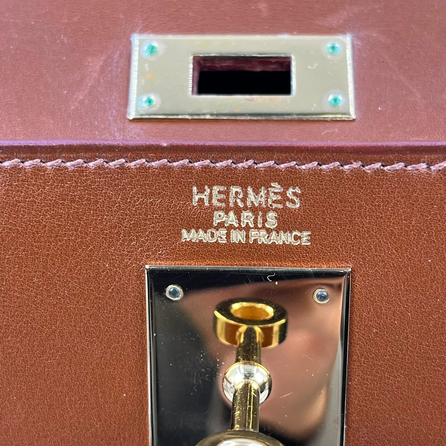 Hermès Kelly Box Calf Handbag/Shoulder Bag - Brown, E Stamp (2001) 
