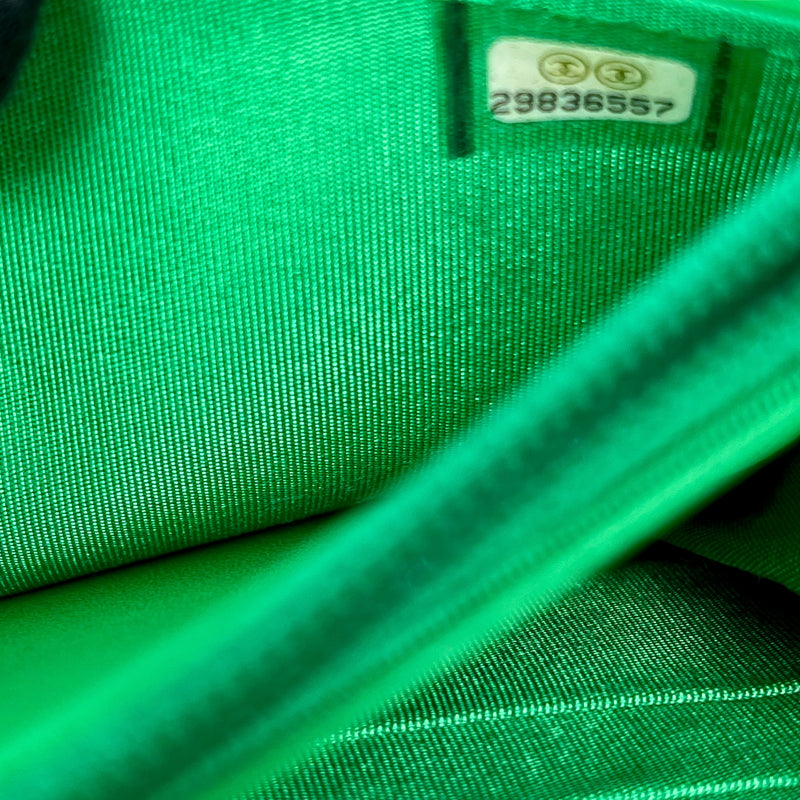 CHANEL Boy Chanel Caviar Leather Chain Wallet Shoulder Bag - Green 